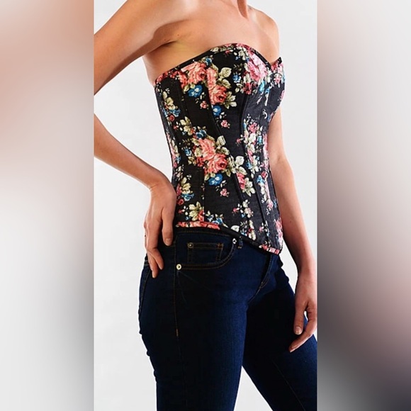 Floral Lace Back Corset Bustier Top - Picture 2 of 12
